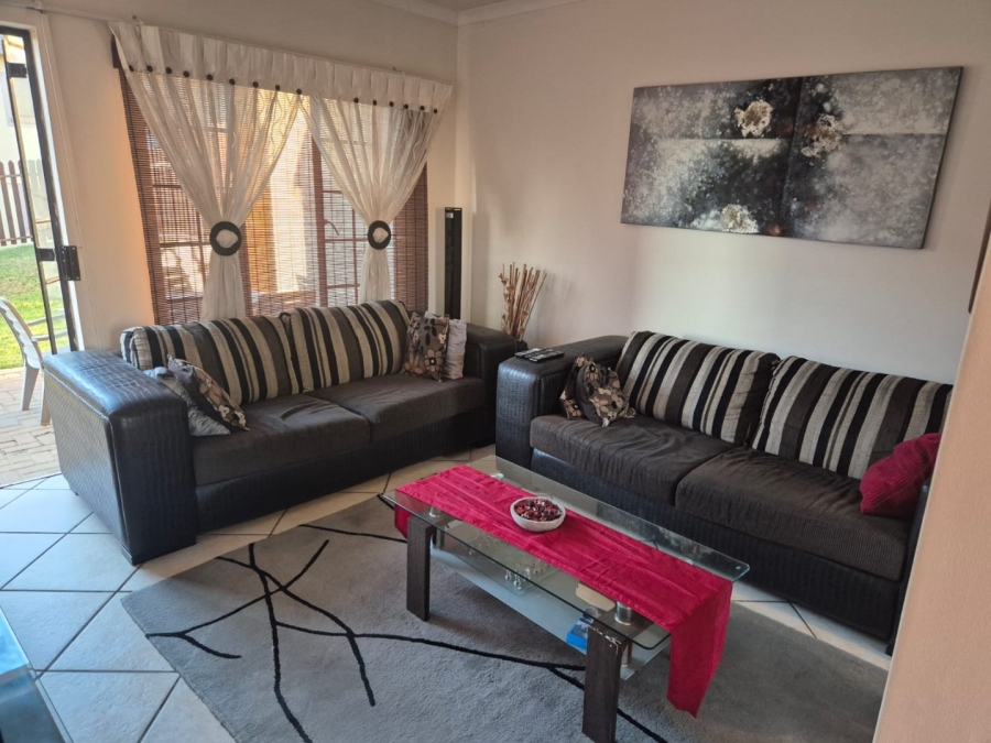 2 Bedroom Property for Sale in Hillside Free State